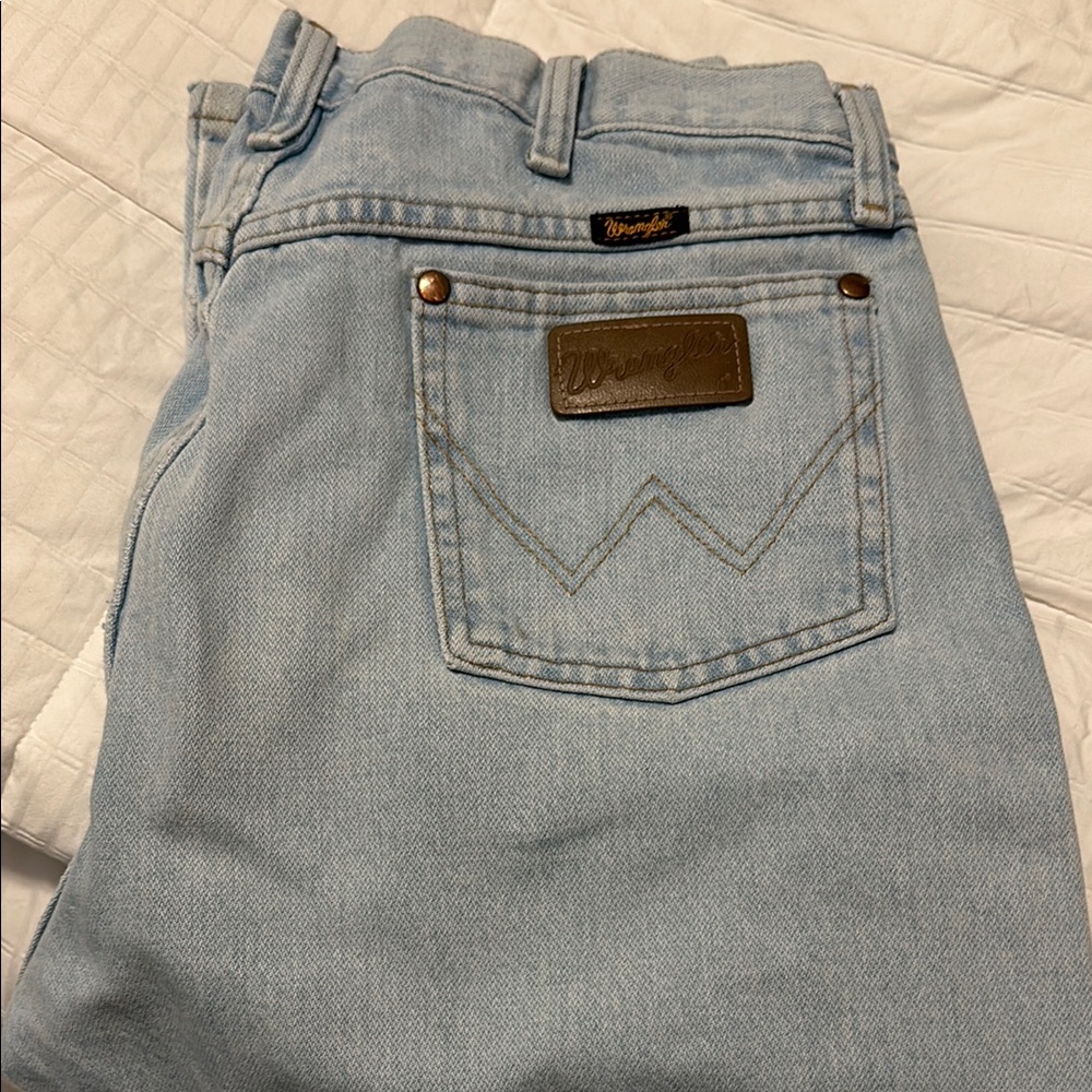 Wrangler Light Blue Straight Jeans with Faded Look